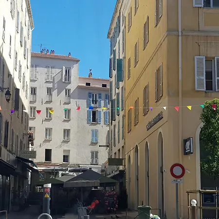 Lejlighed Beau Pour 3 A 4 Pers En Plein Centre De La Vieille Historique